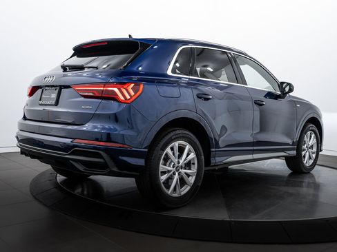 Certified 2024 Audi Q3 2.0T Premium Plus image 4