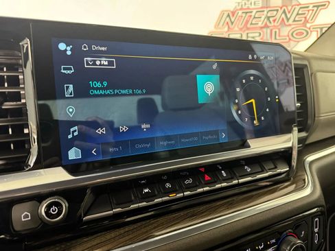 Used 2024 Chevrolet Silverado 1500 LT Trail Boss w/ Protection Package image 19