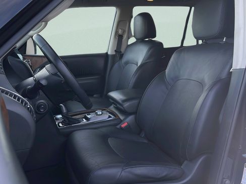 Used 2021 Nissan Armada SL w/ Captain's Chairs Package AWD/4WD image 23