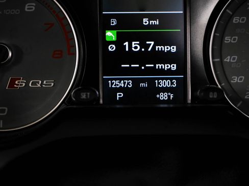 Used 2017 Audi SQ5 Premium Plus AWD/4WD image 19