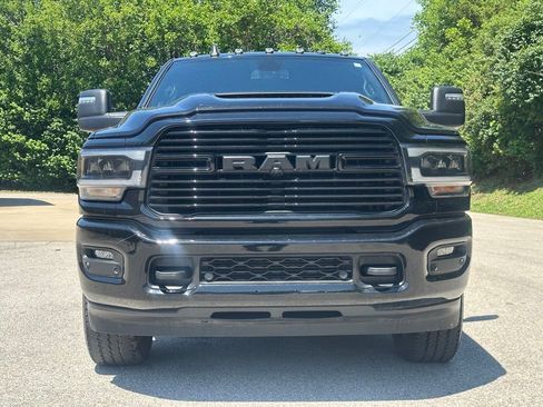 Used 2024 RAM 2500 Laramie w/ Night Edition AWD/4WD image 6