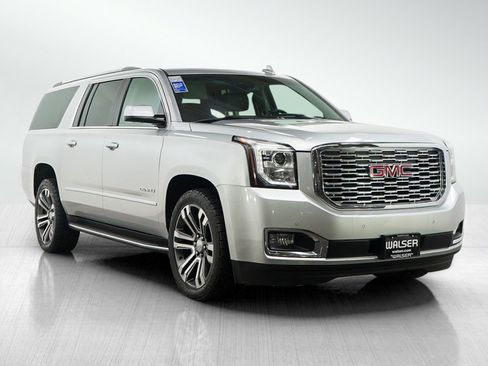 Used 2018 GMC Yukon XL Denali w/ Open Road Package image 7