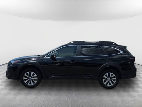 Used 2025 Subaru Outback Premium AWD/4WD image 5