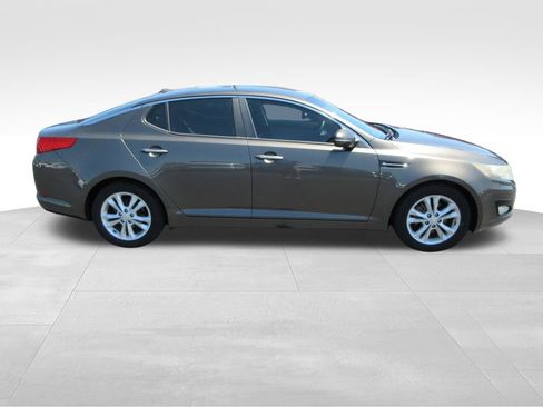 Used 2013 Kia Optima LX FWD image 6