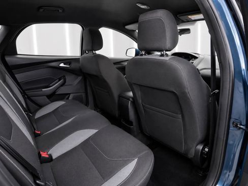 Used 2018 Ford Focus ST FWD image 13
