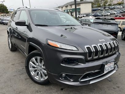 Used 2018 Jeep Cherokee Overland w/ Technology Group