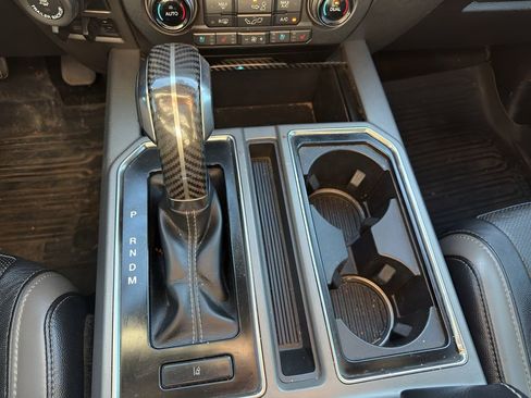 Used 2018 Ford F150 Raptor w/ Equipment Group 802A Luxury image 37