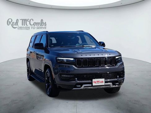 Used 2025 Jeep Wagoneer Series II image 7