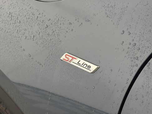 Used 2025 Ford Escape ST-Line w/ Tech Pack #1 image 18