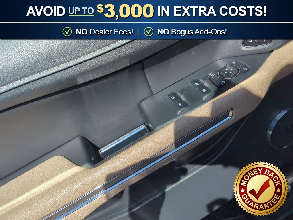 Used 2023 Ford Expedition Limited RWD image 16