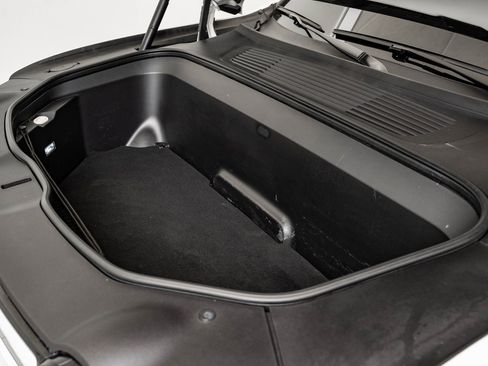 Used 2023 Rivian R1S Adventure image 48