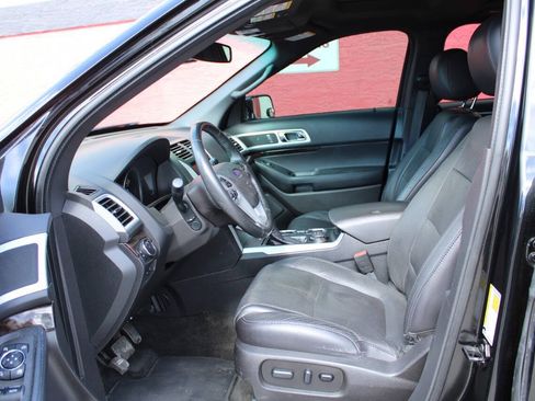 Used 2015 Ford Explorer Limited w/ Equipment Group 302A AWD/4WD image 10