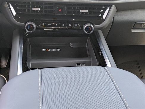 Used 2025 Chevrolet Tahoe Premier image 22