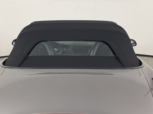 Used 2005 Honda S2000 image 14