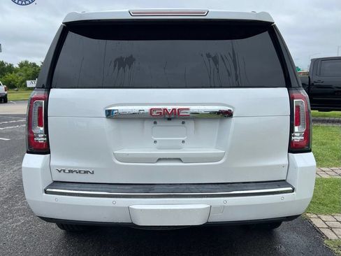 Used 2017 GMC Yukon Denali w/ Open Road Package AWD/4WD image 5