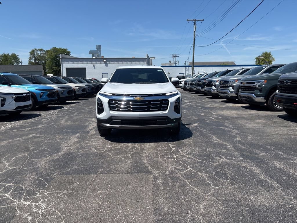 New 2026 Chevrolet Equinox LT FWD image 2