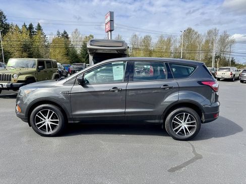 Used 2018 Ford Escape S image 7