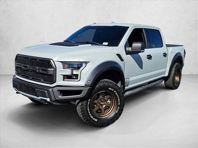 Used 2017 Ford F150 Raptor w/ Equipment Group 801A Mid