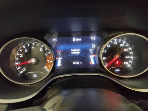 Used 2018 Jeep Compass Latitude w/ Popular Equipment Group FWD image 23