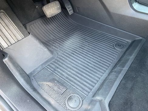 Used 2025 GMC Acadia AT4 w/ LPO, Floor Liner Package AWD/4WD image 36