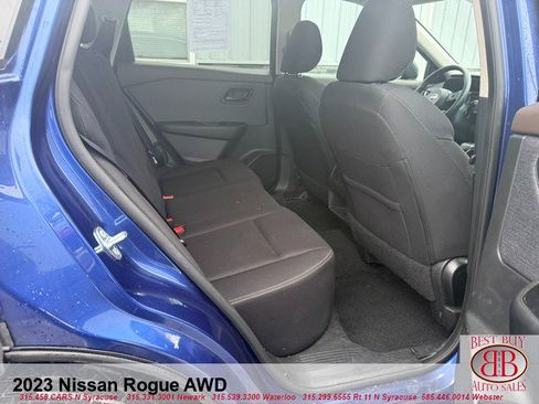 Used 2023 Nissan Rogue S image 13
