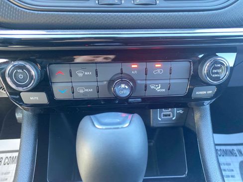 New 2025 Jeep Compass Latitude w/ Altitude Special Edition image 24