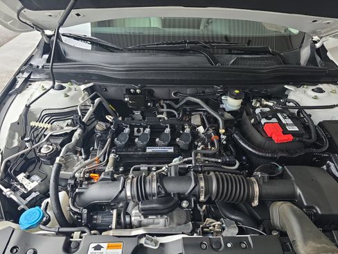 Used 2018 Honda Accord LX image 22