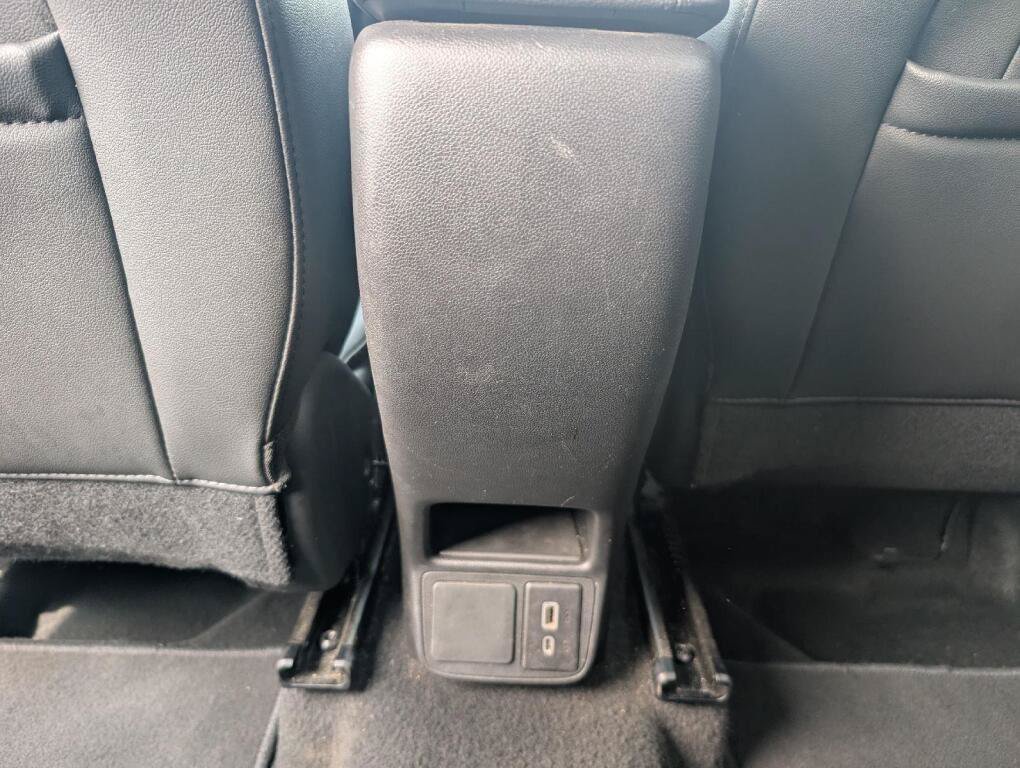 Used 2024 Buick Encore GX Sport Touring AWD/4WD image 19