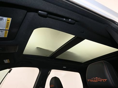 Used 2024 Honda Pilot TrailSport image 22