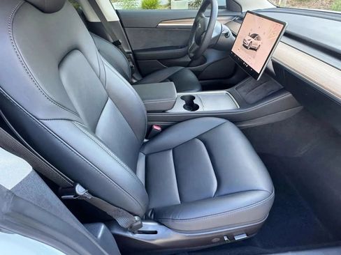 Used 2023 Tesla Model 3 Standard Range RWD image 8