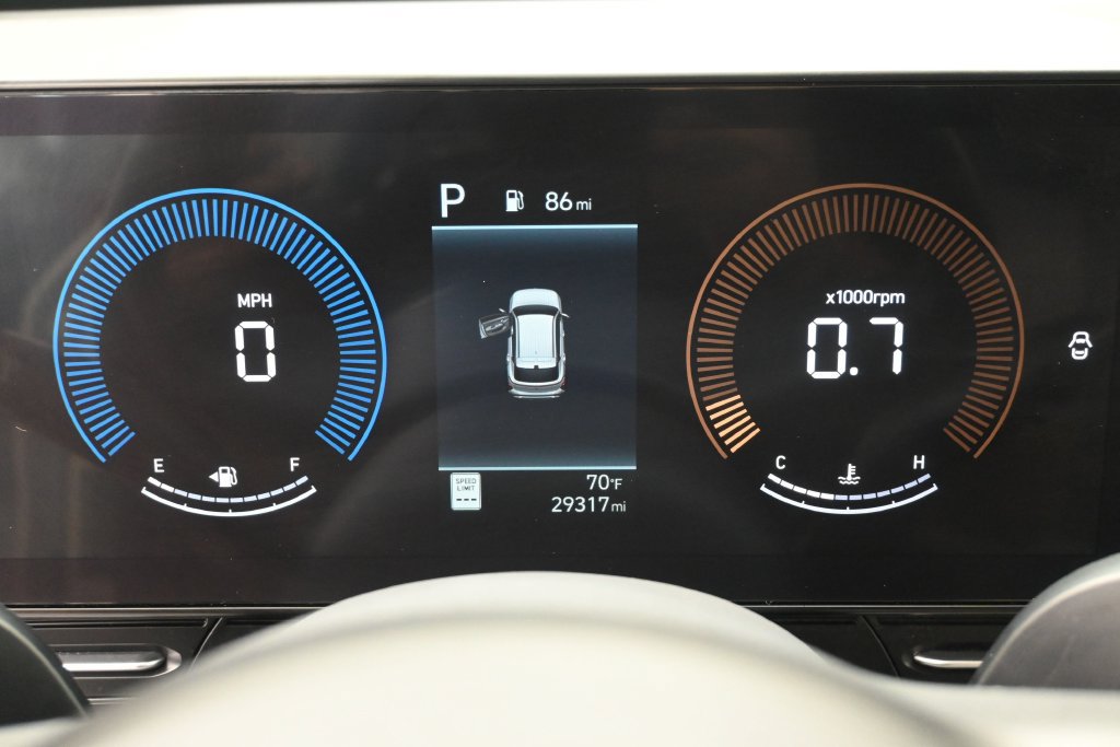 Used 2025 Hyundai Kona SEL AWD/4WD image 14