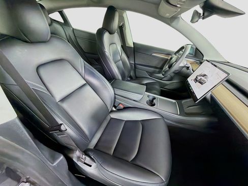 Used 2023 Tesla Model 3 Standard Range RWD image 31