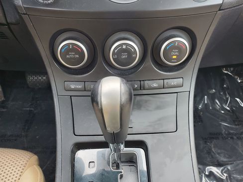 Used 2012 MAZDA MAZDA3 s Touring FWD image 35