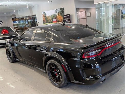 Used 2021 Dodge Charger SRT Hellcat image 5