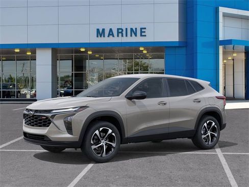 New 2026 Chevrolet Trax RS w/ Driver Confidence Package image 2