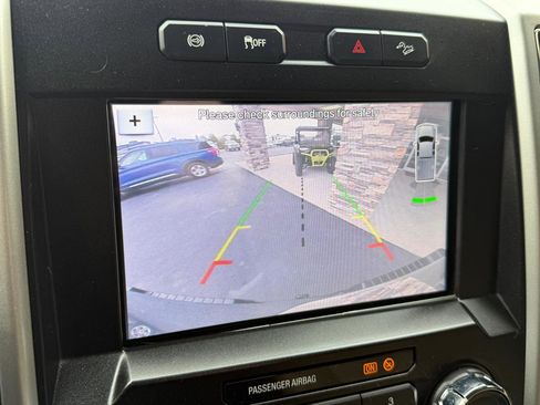 Used 2019 Ford F250 Lariat w/ Chrome Package image 24