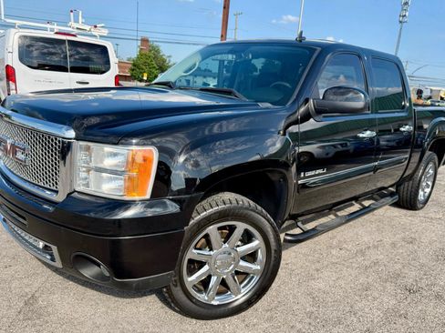 Used 2008 GMC Sierra 1500 Denali AWD/4WD image 3