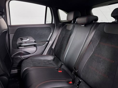 Certified 2023 Mercedes-Benz GLA 250 image 8