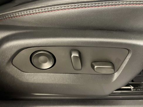 Used 2022 Chevrolet Tahoe RST RWD image 19