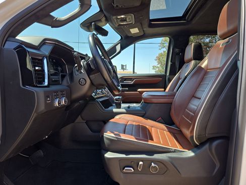 Used 2025 GMC Sierra 1500 Denali Ultimate AWD/4WD image 16