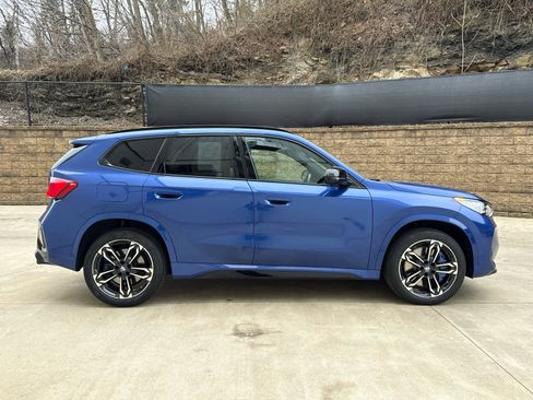 Certified 2024 BMW X1 M35i w/ Premium Package image 7