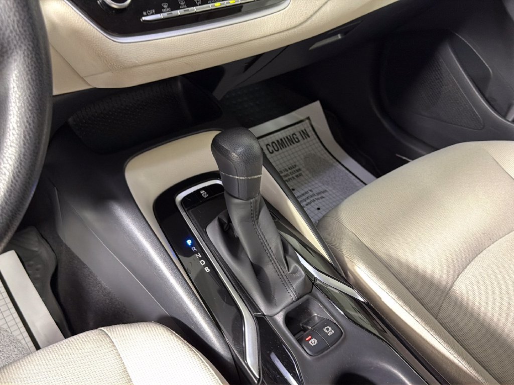Used 2021 Toyota Corolla LE FWD image 23