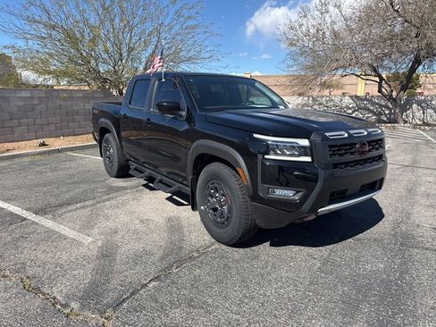 Used 2025 Nissan Frontier Pro-X w/ Pro Convenience Package image 4