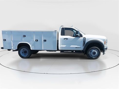 New 2023 Ford F550 4x4 Regular Cab Super Duty image 4