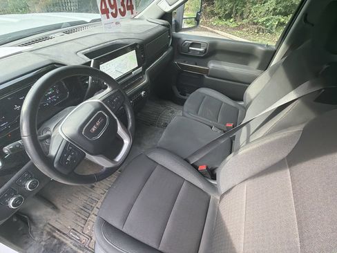 Used 2024 GMC Sierra 3500 SLE w/ SLE Convenience Package AWD/4WD image 23