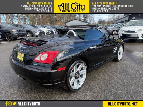 Used 2005 Chrysler Crossfire Limited image 12