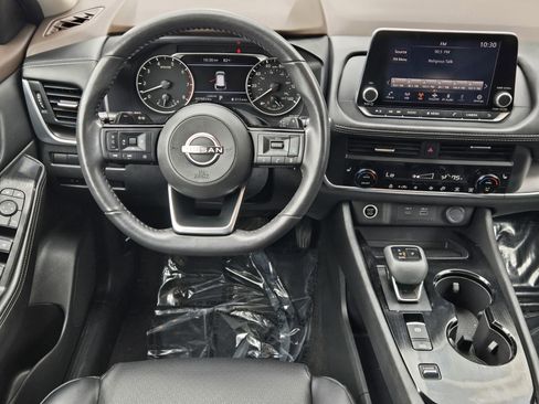 Used 2023 Nissan Rogue SV w/ SV Premium B Package FWD image 24