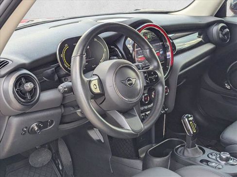 Used 2022 MINI Cooper SE image 10