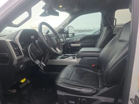 Used 2019 Ford F250 Lariat w/ Lariat Ultimate Package AWD/4WD image 5