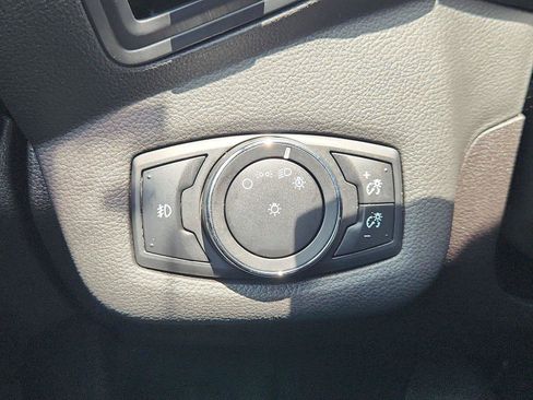 Used 2014 Ford Escape SE FWD image 16